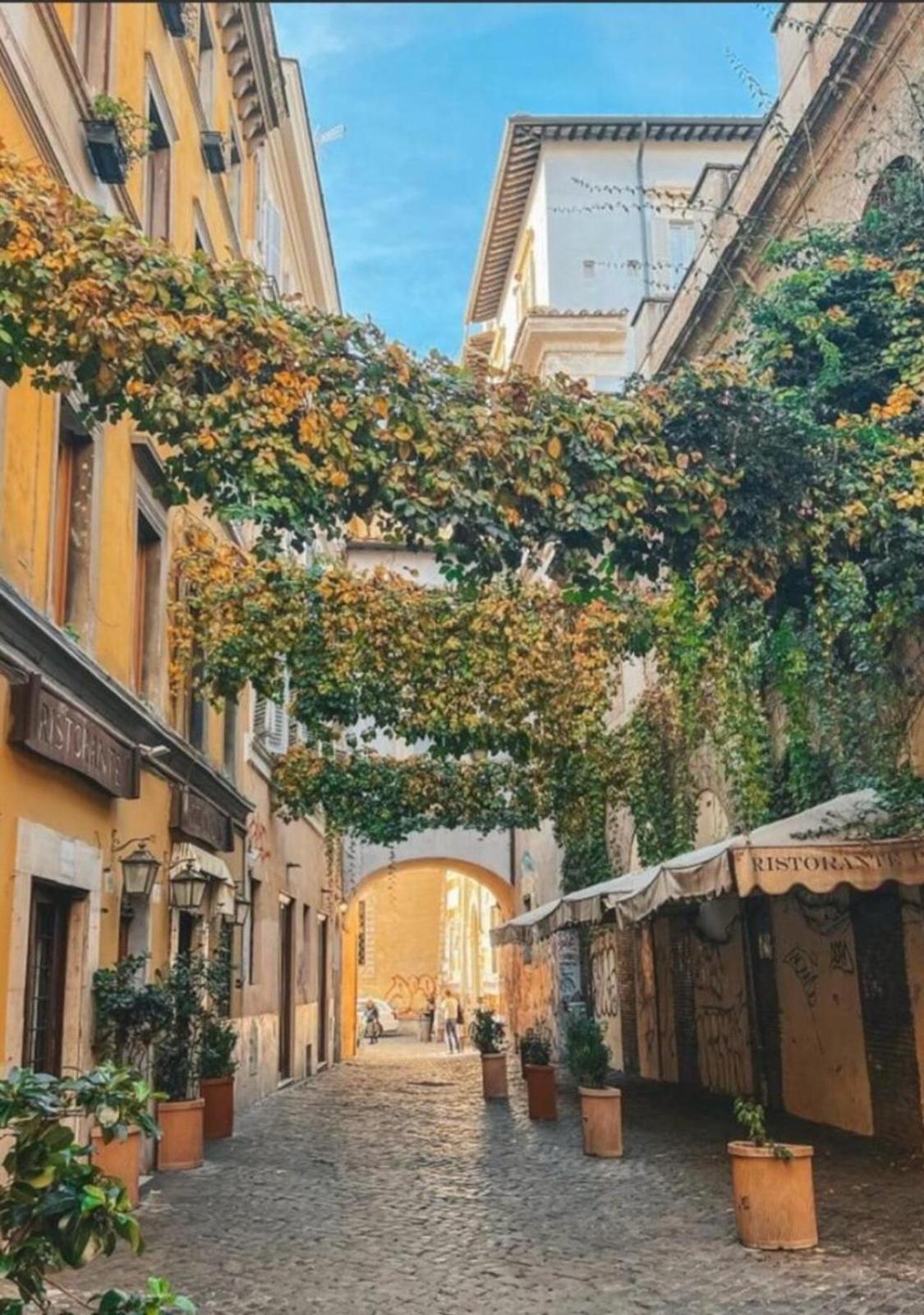 Casa Vicolo Moroni - Trastevere โรม ภายนอก รูปภาพ