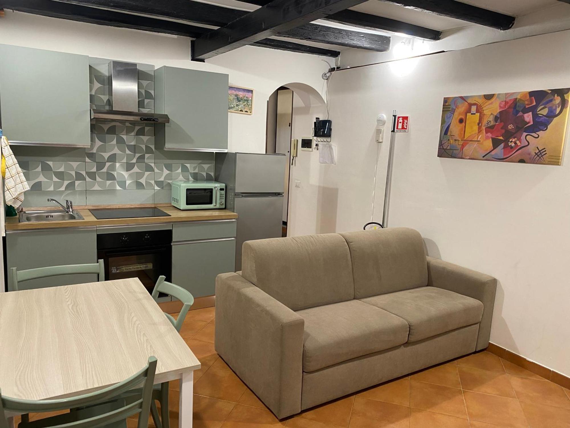 Casa Vicolo Moroni - Trastevere โรม ภายนอก รูปภาพ
